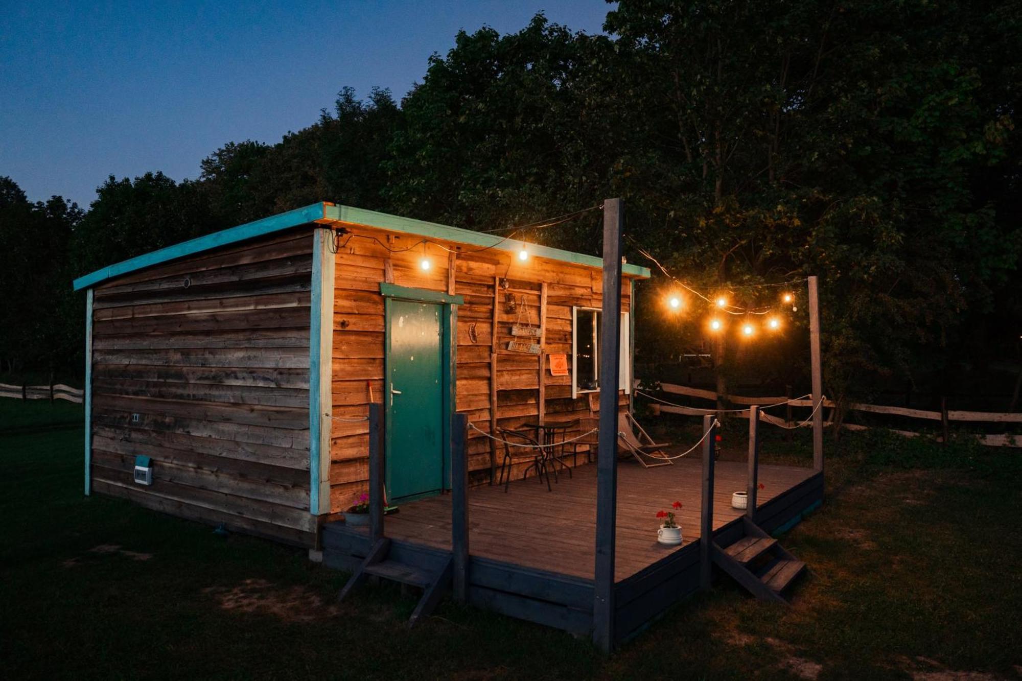 Pilwa 17 - Glamping Na Lace แวงกอร์แซวอ ภายนอก รูปภาพ